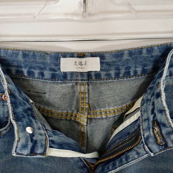 Aitali Denim - Picture 4 of 6
